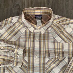 Patagonia Organic Cotton Tan‎ Plaid Button Up Long Sleeve Men's M flaw*